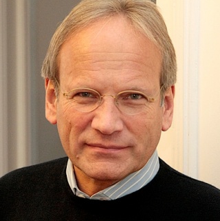 Dr. Arnold Mettnitzer
